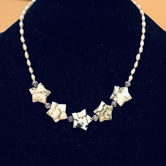 Starry Night Necklace, Genuine White Green Tree Agate Stars & Freshwater Pearls - Picture 2 of 12